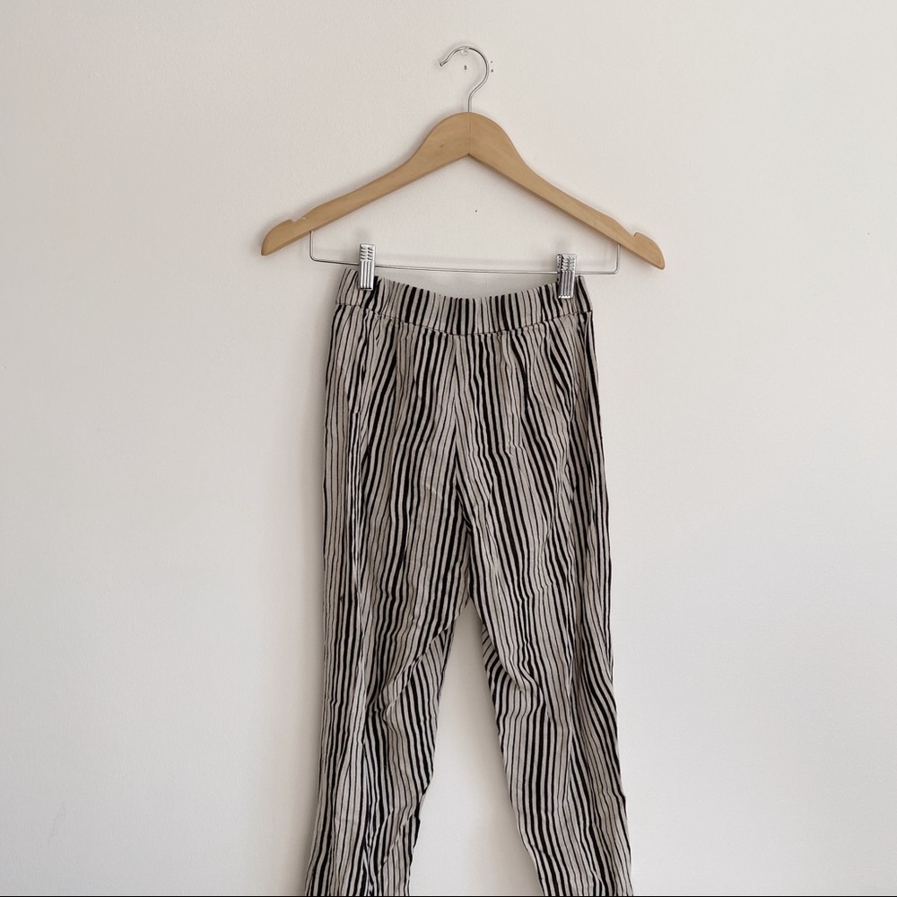 Brandy Melville Tilden Pants Black and White Stripped Button Zip Up Trousers - Picture 9 of 11